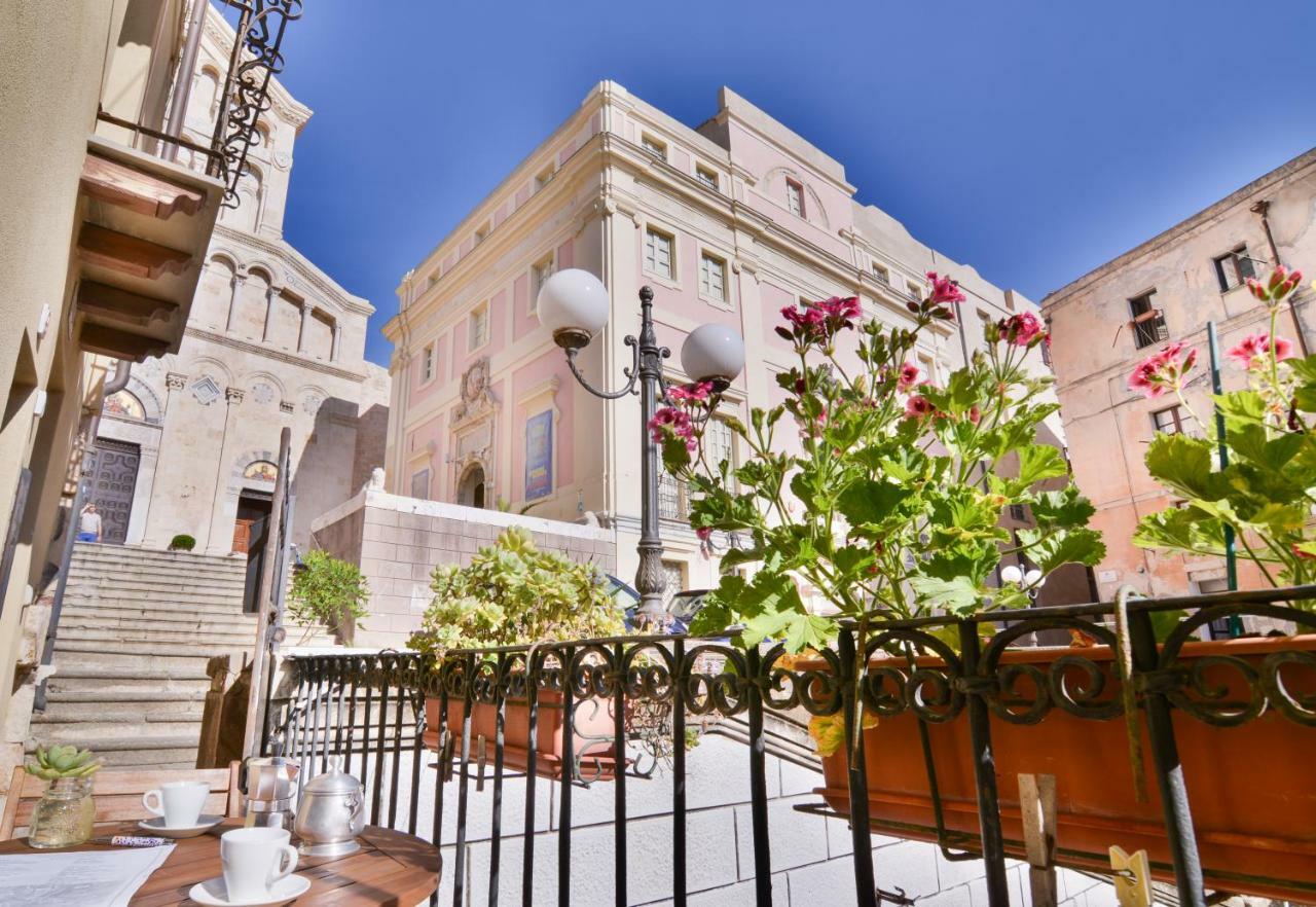 Una Splendida Vista Sulla Cattedrale - Wifi - Ac كالياري المظهر الخارجي الصورة